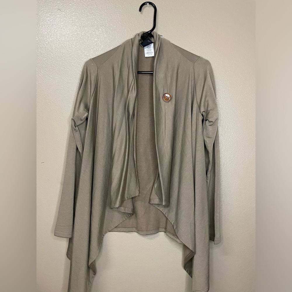 NWT Bobeau Women’s Ruffle Cardigan Tan Size Small